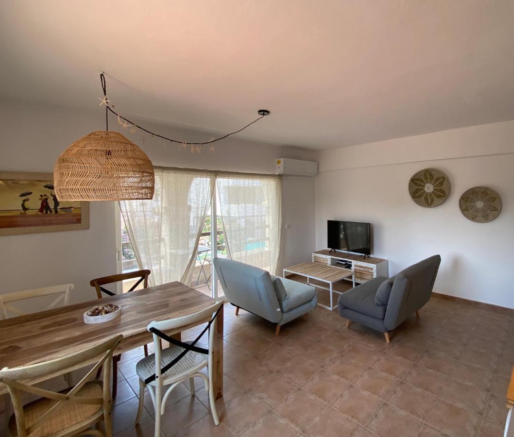 Bella Paula Apartment Es Pujols Ngoại thất bức ảnh