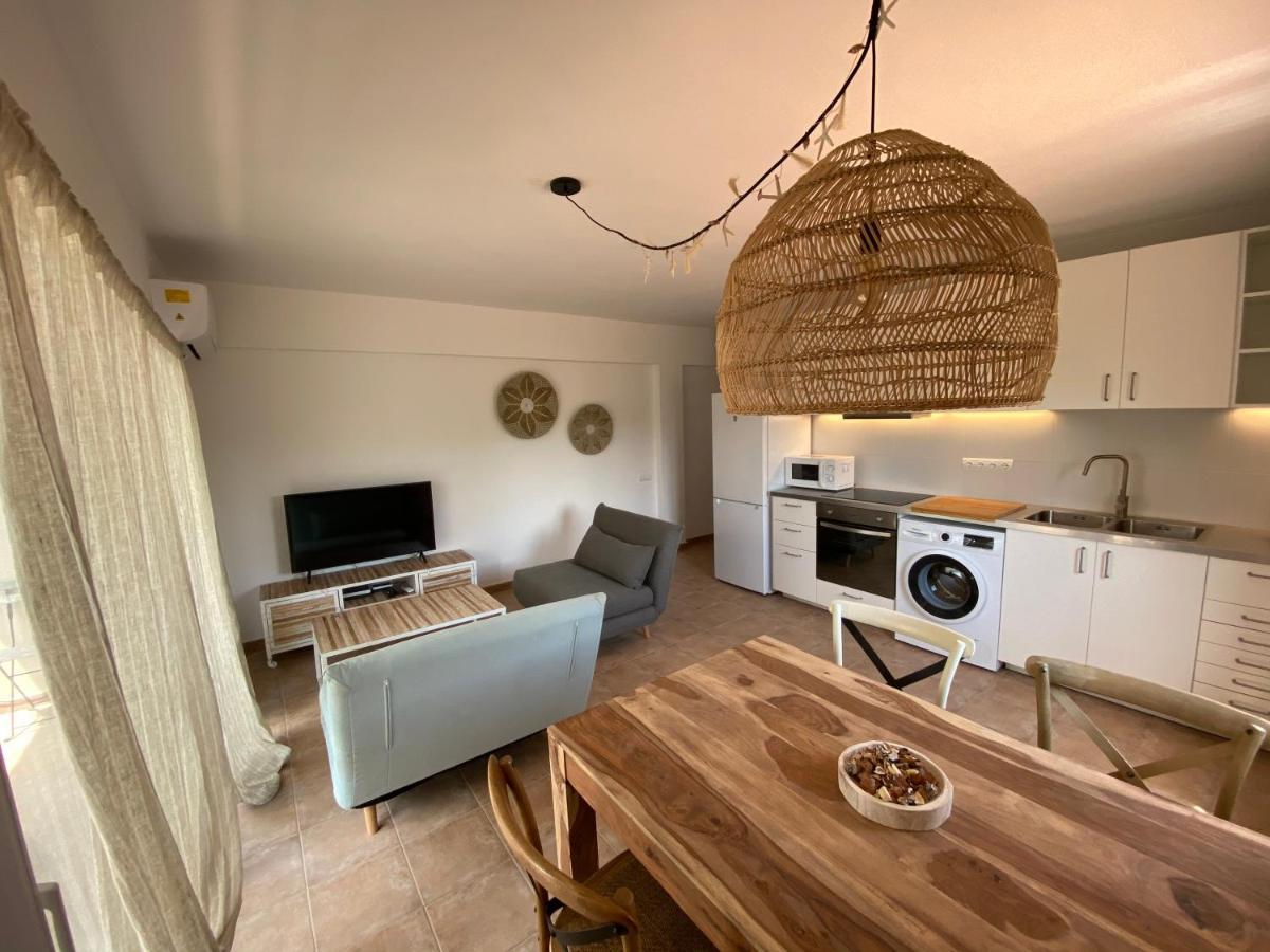 Bella Paula Apartment Es Pujols Ngoại thất bức ảnh
