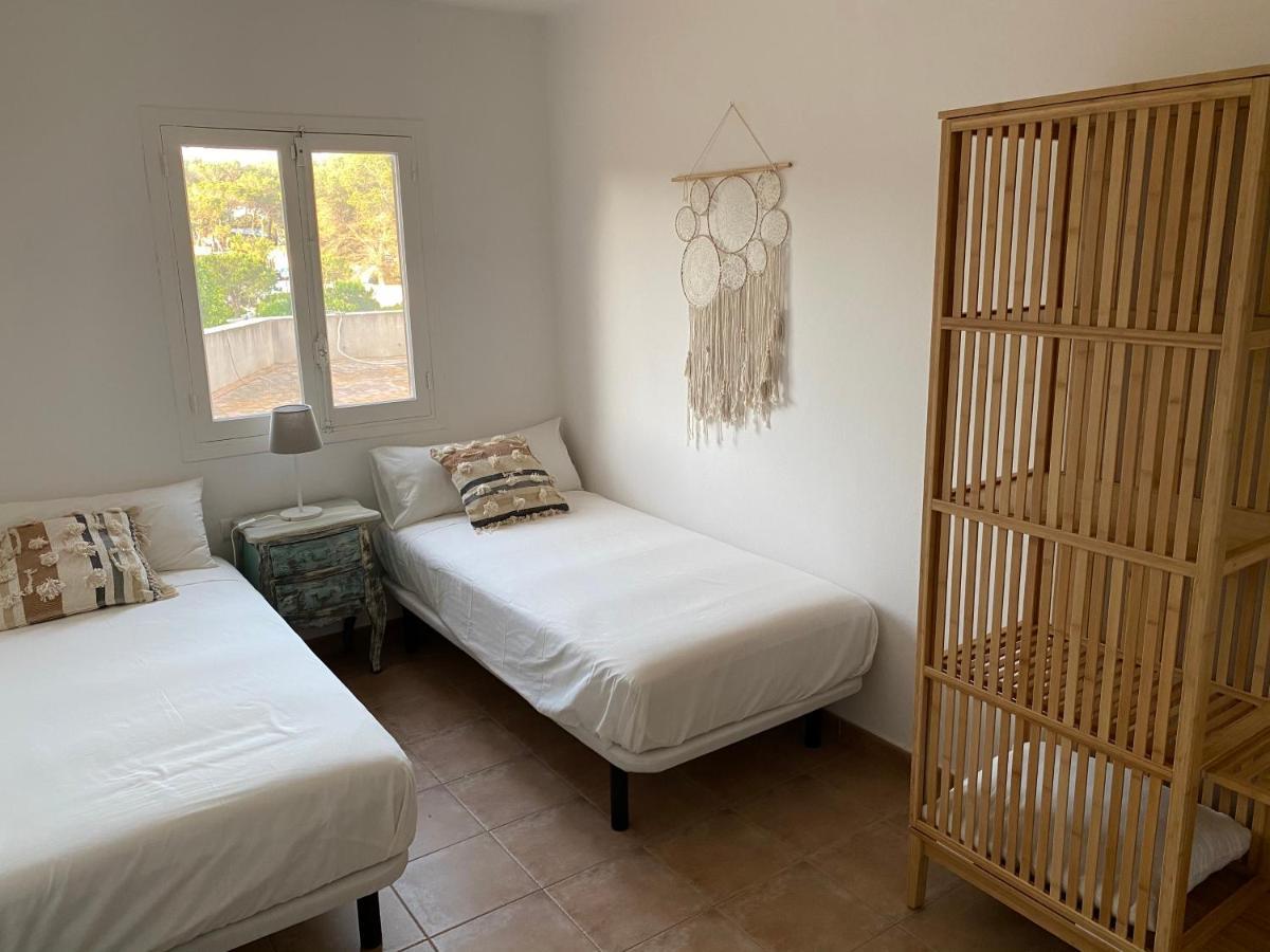 Bella Paula Apartment Es Pujols Ngoại thất bức ảnh